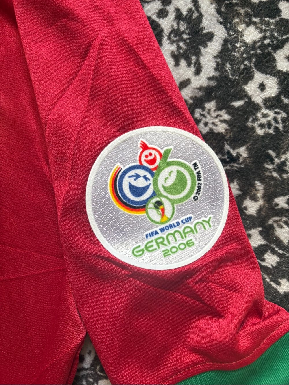 Cristiano Ronaldo Portugal 2006 World Cup Retro Home Jersey | Mens Sizes - Picture 4 of 5